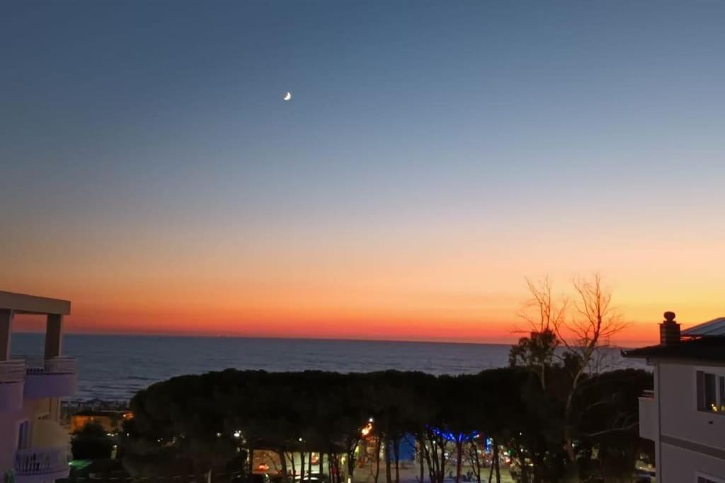 Seaview Haven - Golem, Albania Apartman Golem  Kültér fotó