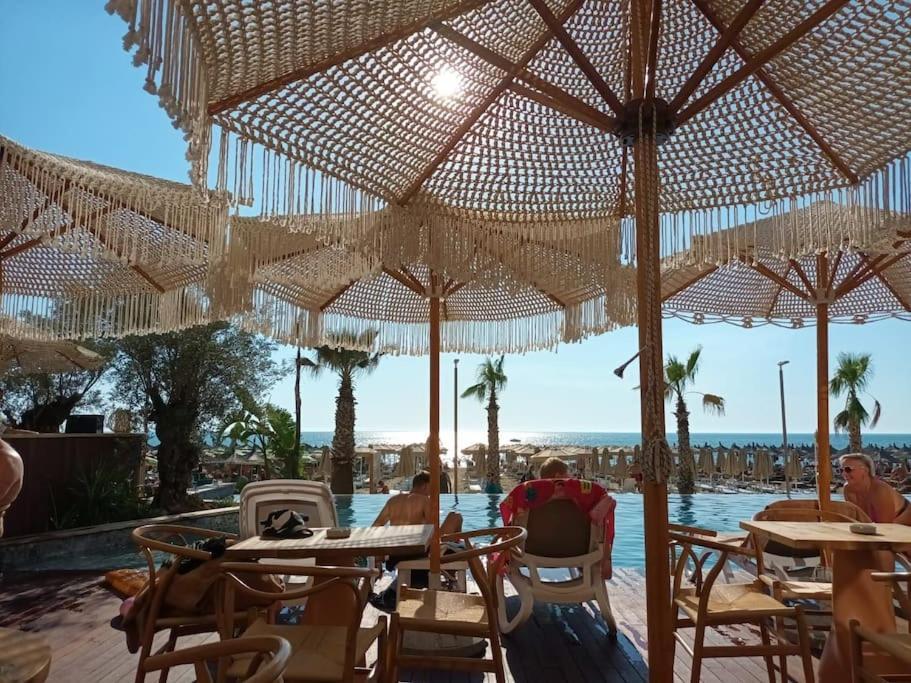 Seaview Haven - Golem, Albania Apartman Golem  Kültér fotó