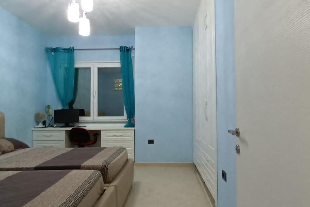 Seaview Haven - Golem, Albania Apartman Golem  Kültér fotó